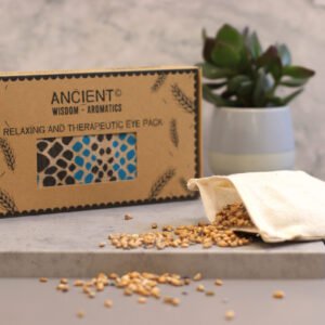 Levandų natūrali medvilninė ir juco akių pagalvėlė – Madagaskaro žirafa