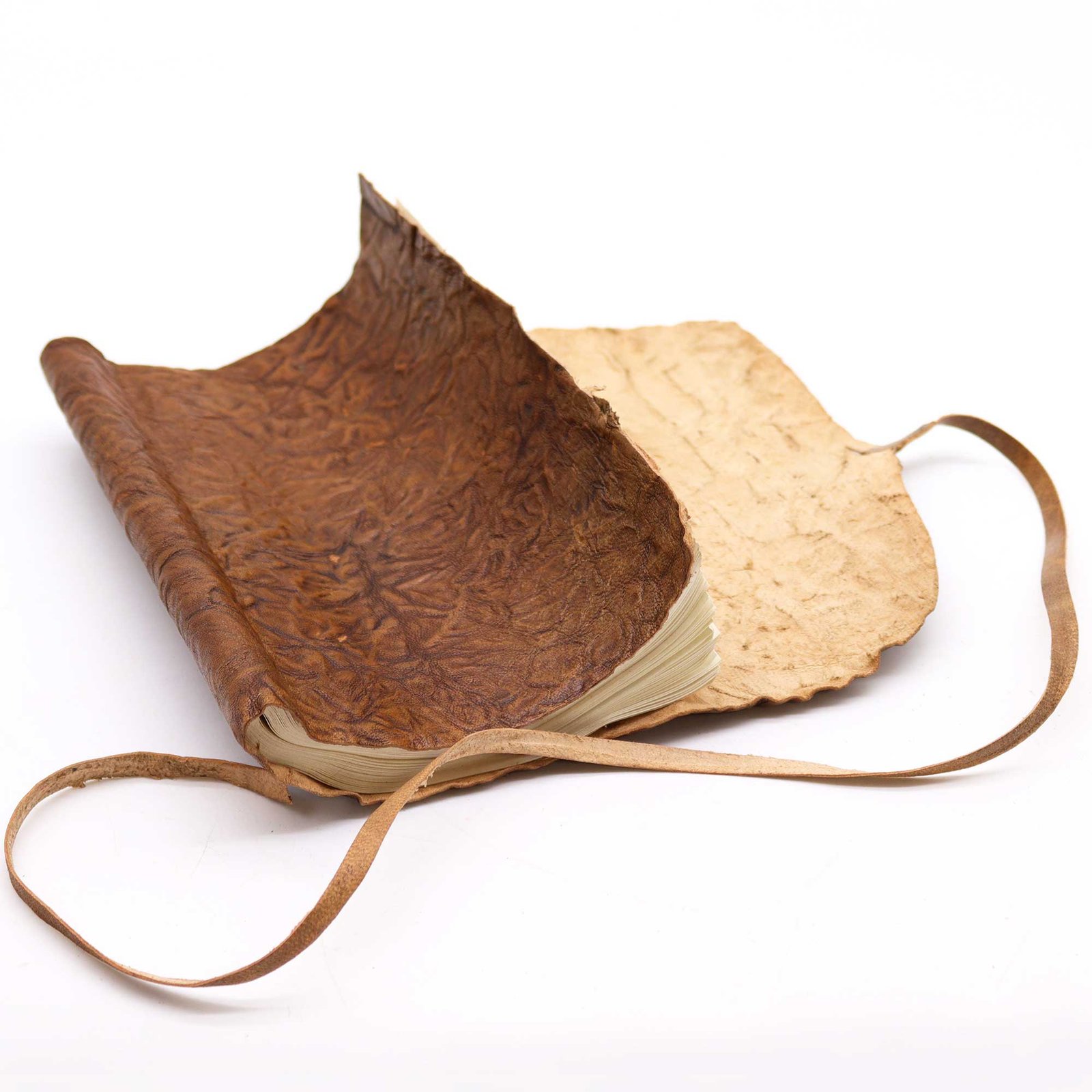 Alternative view of Susukta odinė kelioninė užrašų knygelė - 96 puslapiai - 21x15cm