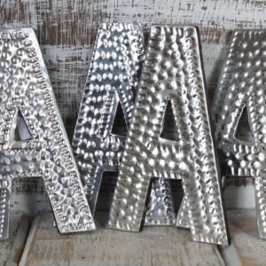 Alternative view of Magiška aliuminio raidė „A“ – ritualinė dekoro runa