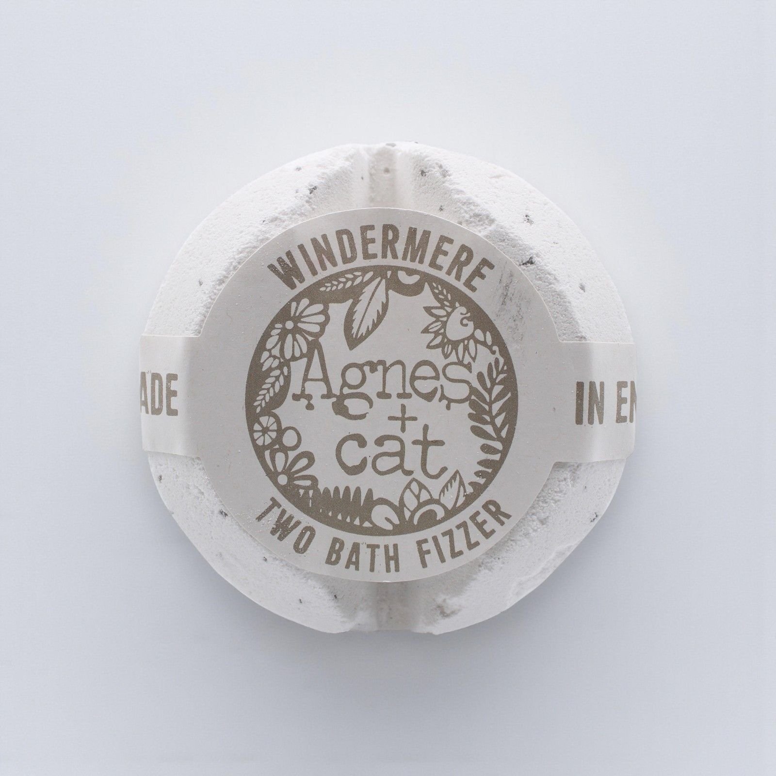 Vandenų Magijos vonios burbulas „Windermere“ – citrinos, jazminų ir vanilės aromatas