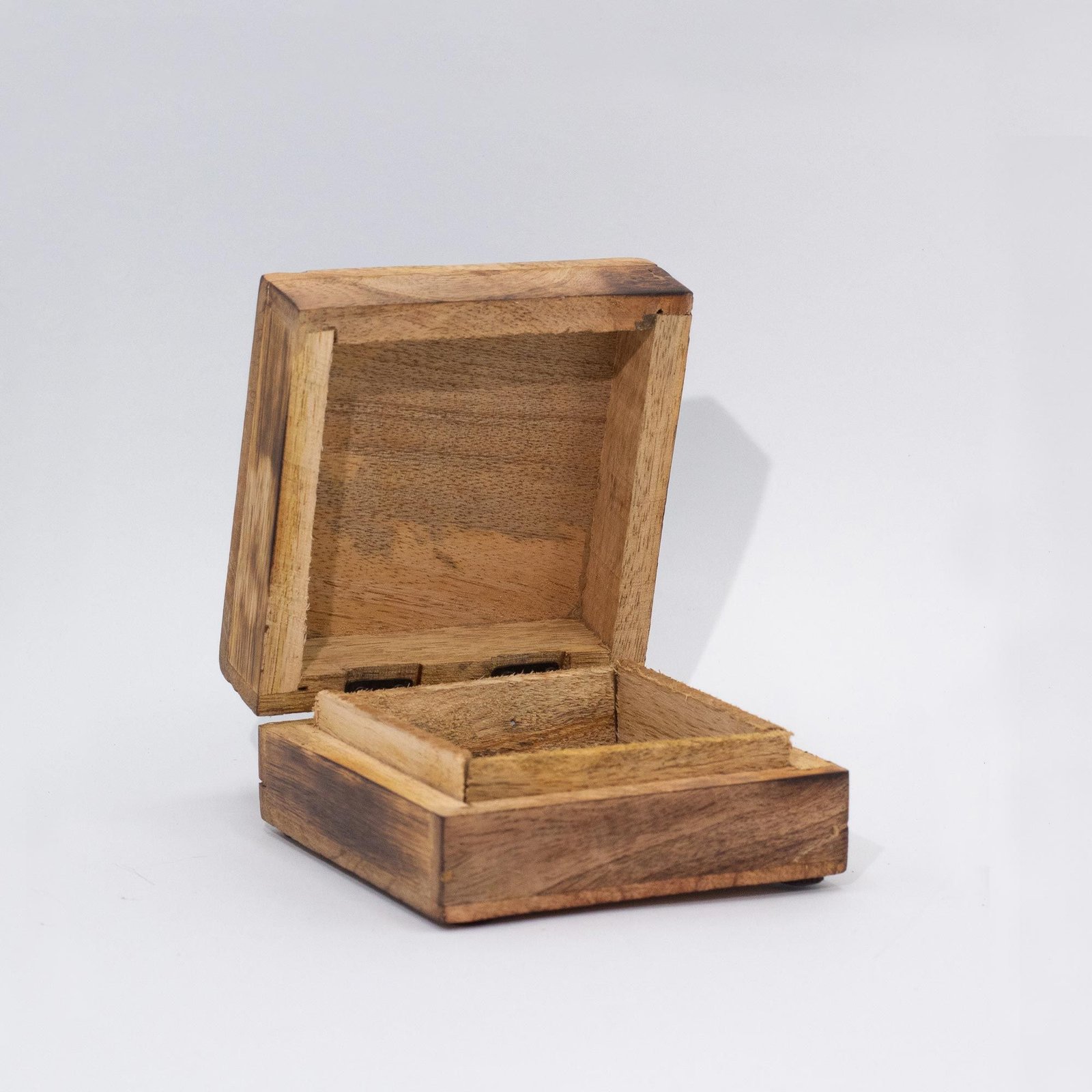 Alternative view of Emaliuota kvadratinė dėžutė „Hop Hare“ – mango medžio jaukumo paslaptis 10 × 10 × 4,2 cm