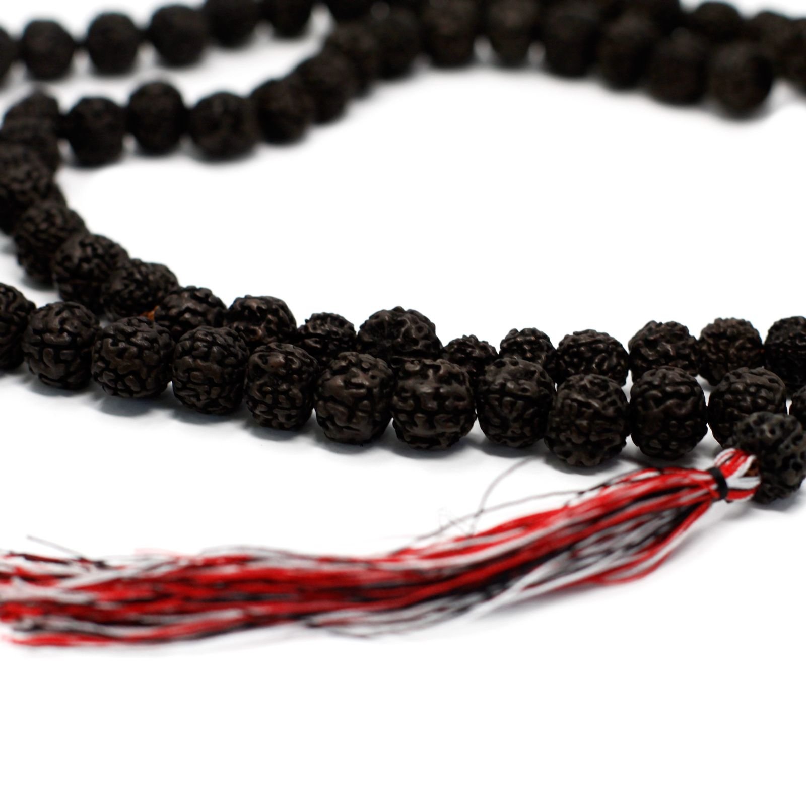 Alternative view of 108 rudrakšos mala „Dark“ – tamsaus medžio ramybės ir ritualo vėrinys
