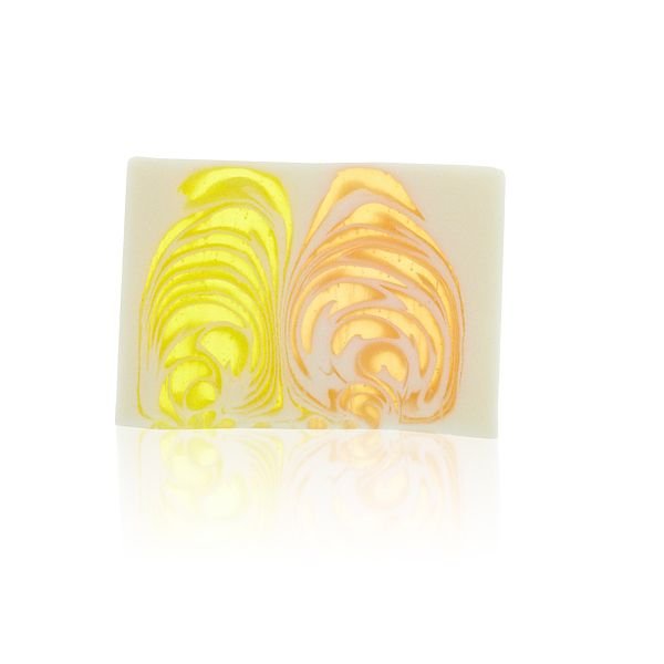 Alternative view of Rankų darbo muilo riekelė „Orange & Ginger“ – gaivus citrusų ir imbiero ritualas