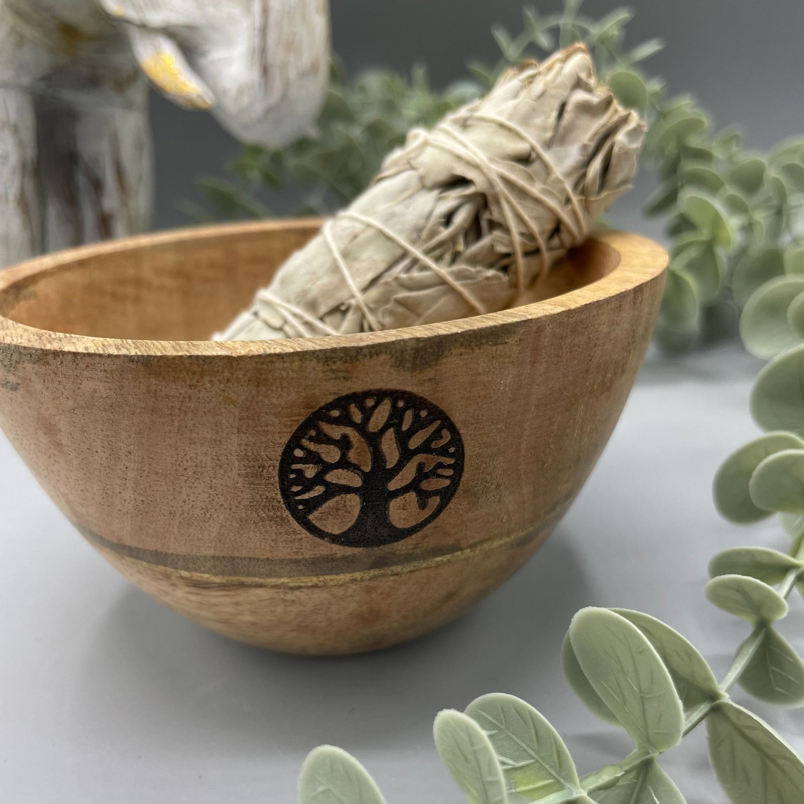 Alternative view of Medinis smilkymo ir ritualinių aukų dubenėlis „Tree of Life“ – 12×7 cm jaukiai ceremonijai