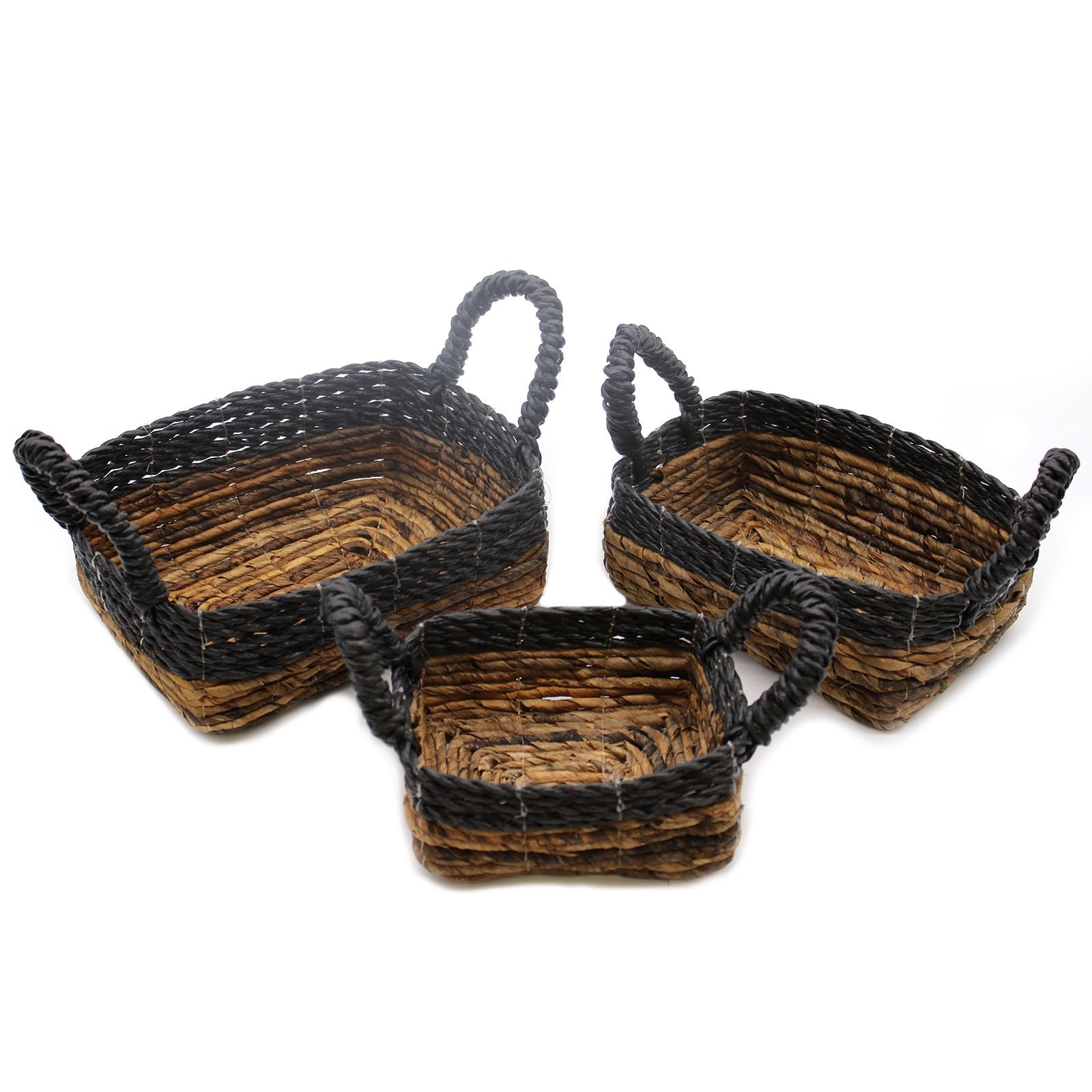 Alternative view of Bananų lapų kvadratinės pintinės „Hitam Raffia“ – jaukus 3 vnt. laikymo rinkinys