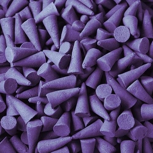Smilkalų kūgeliai „Violet“ – violetinės tylos ir jaukaus ritualo kvapas