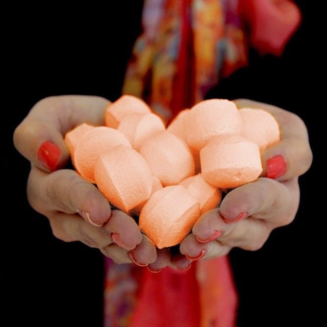 Alternative view of Vonios tabletės „Fresh Oranges“ – 1,3 kg gaivaus citrusų ritualo dėžutė
