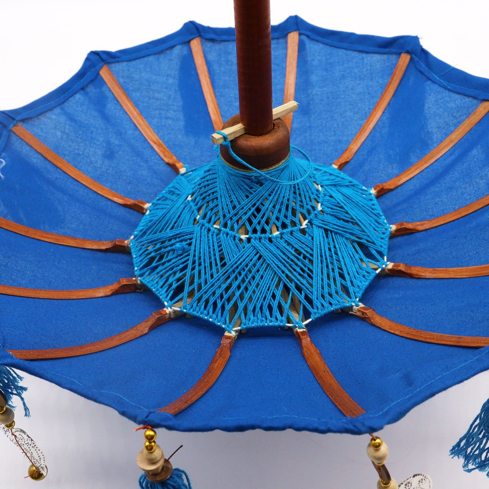 Alternative view of Bali namų dekoras „Parasol“ – turkio spalvos tropinė šviesos paslaptis