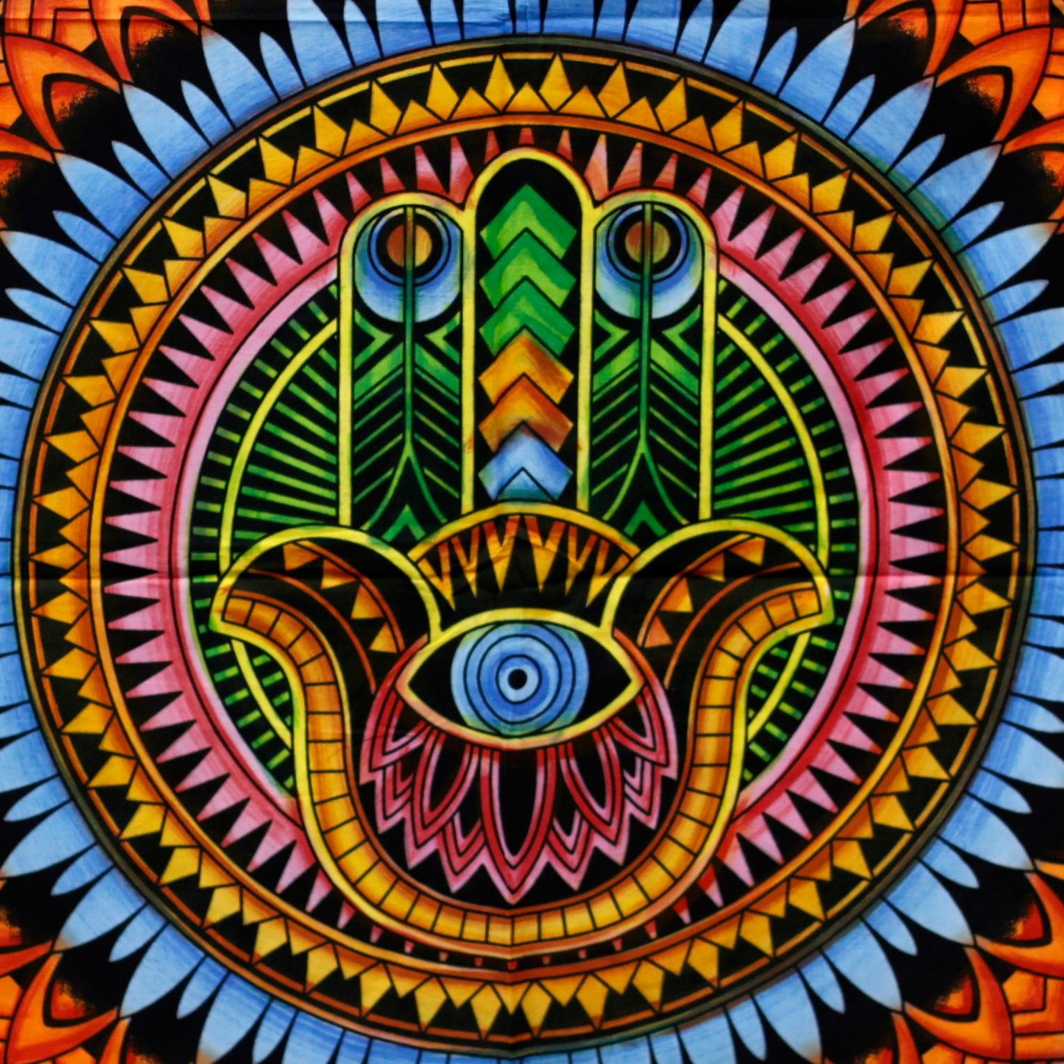 Alternative view of Rankomis dažytas medvilninis sieninis audinys „Hamsa“ – ryškus namų apsaugos akcentas