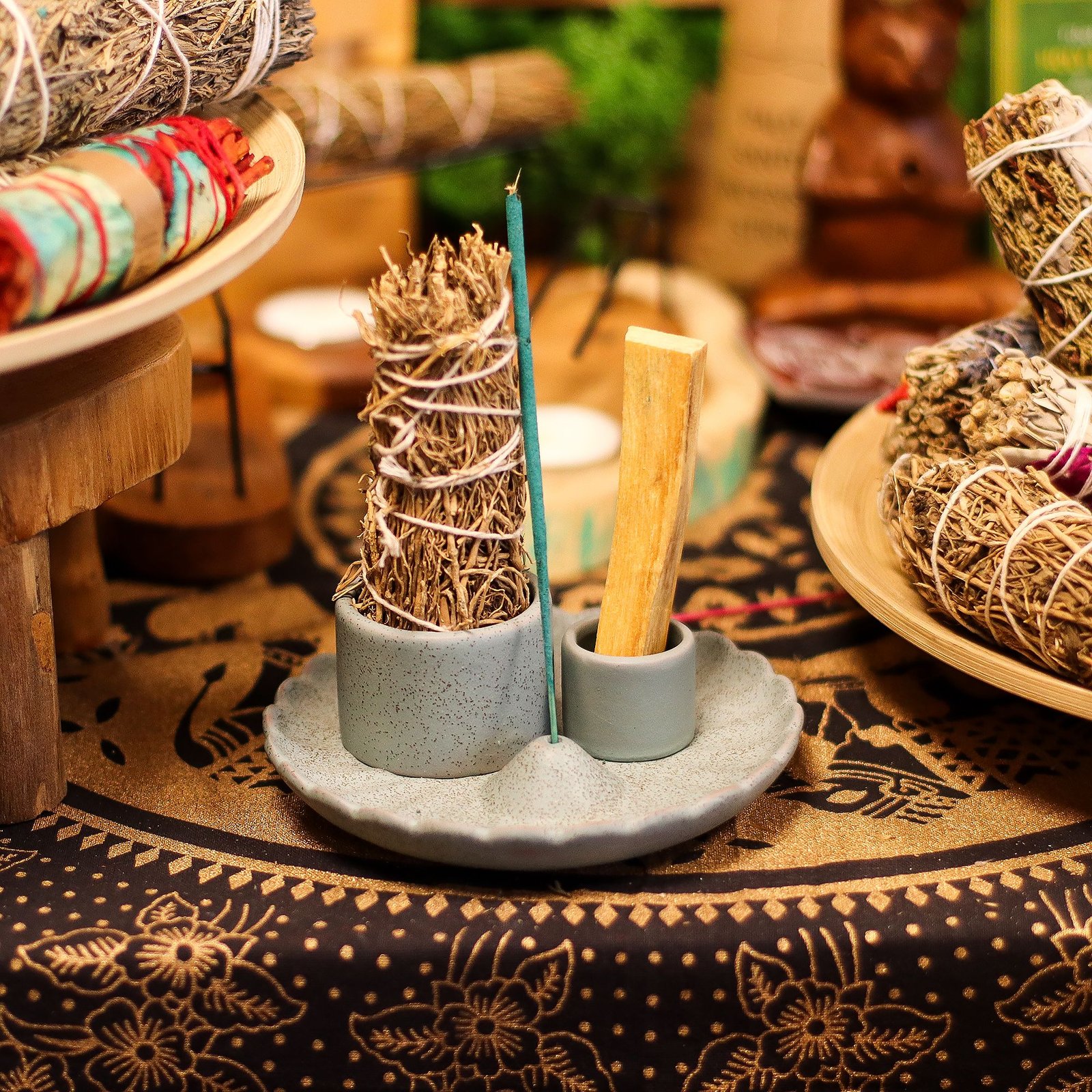 Keraminis Palo Santo ir smilkymo laikiklis „Lotus Flower“ – mėlynos ramybės ritualui