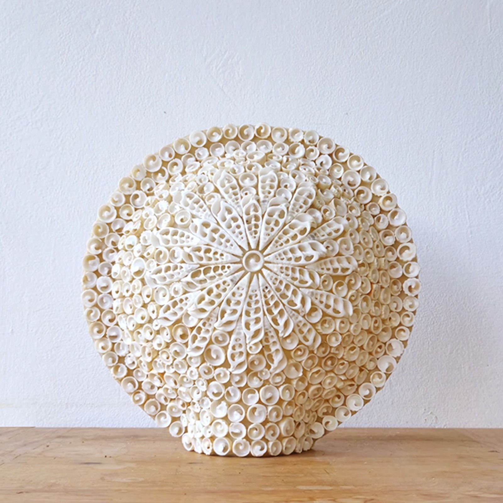 Alternative view of Boho jūros kriauklių lempa „Cut Art Shell“ – didelis apvalus 30 cm šviesos akcentas