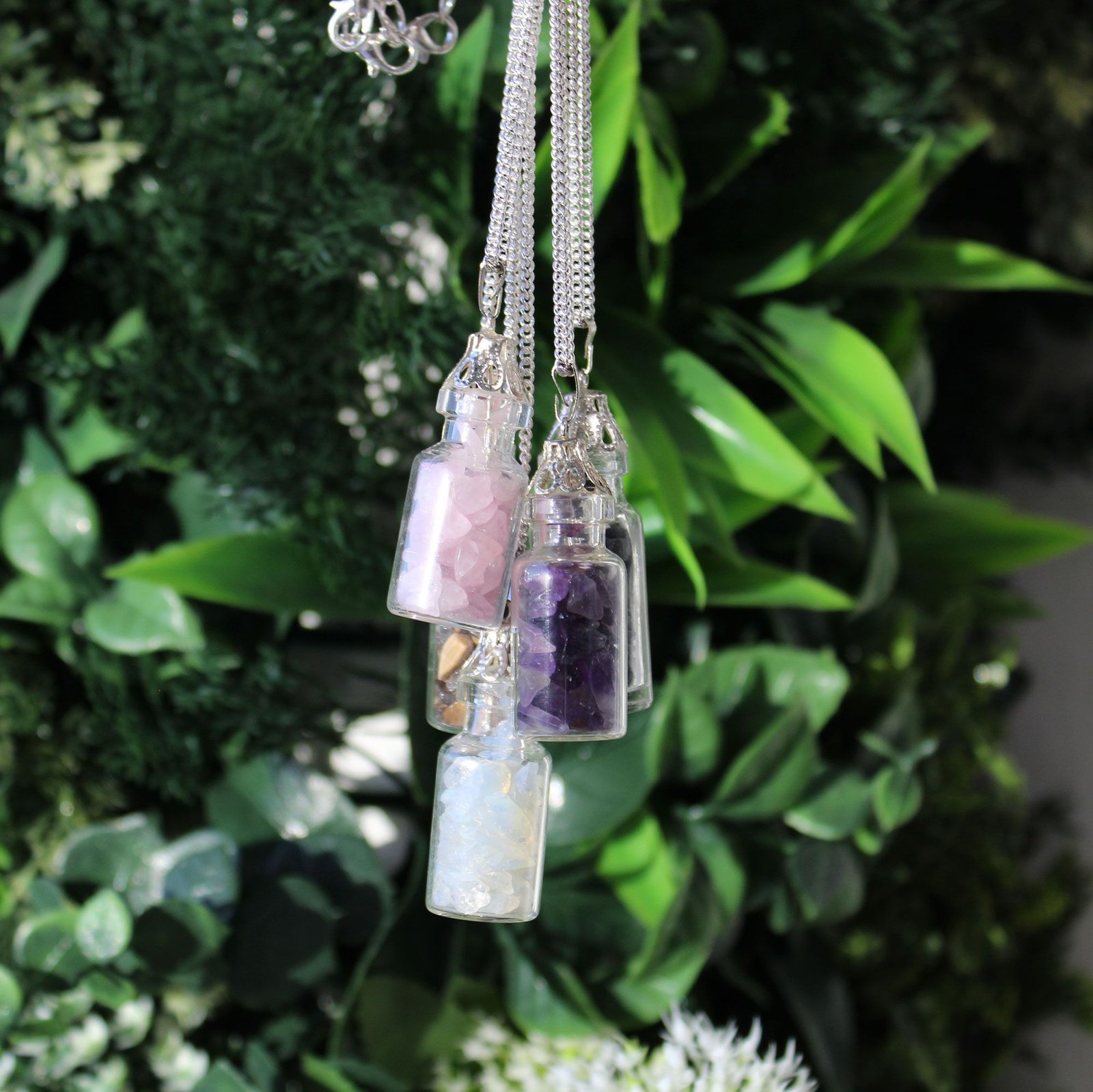 Alternative view of Vėrinys su rožiniu kvarcu „Bottled Gemstones“ – švelnios širdies šviesos akcentas