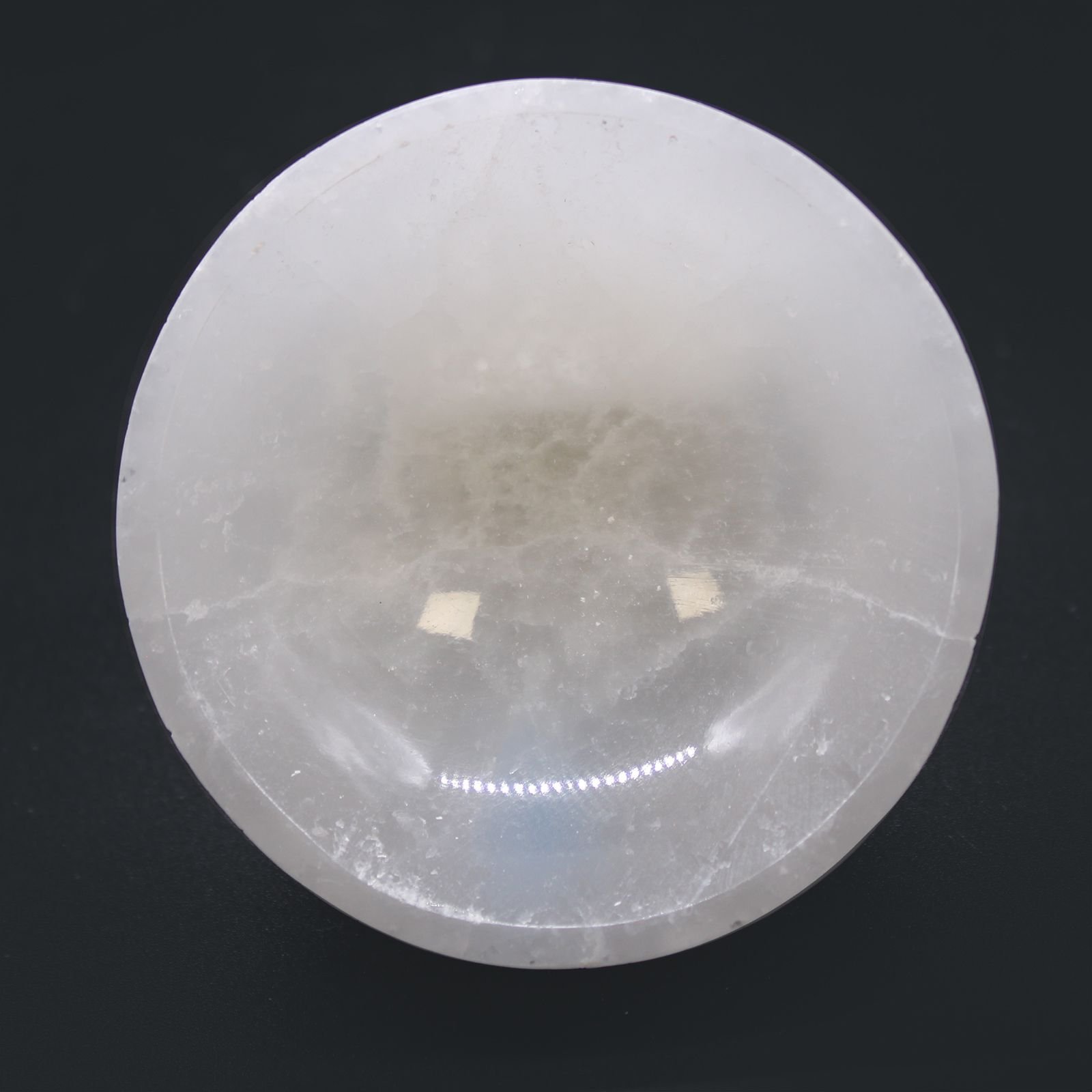 Alternative view of Selenito dubenėlis „Round Bowl“ – 8 cm šviesos ir ramybės akcentas