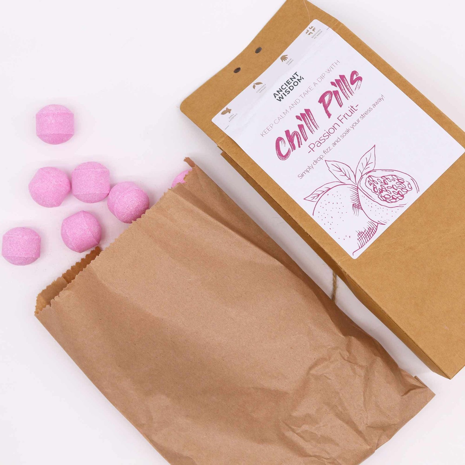Alternative view of Vonios bombų dovanų rinkinys „Chill Pills“ – pasiflorų aromato 350 g ritualas