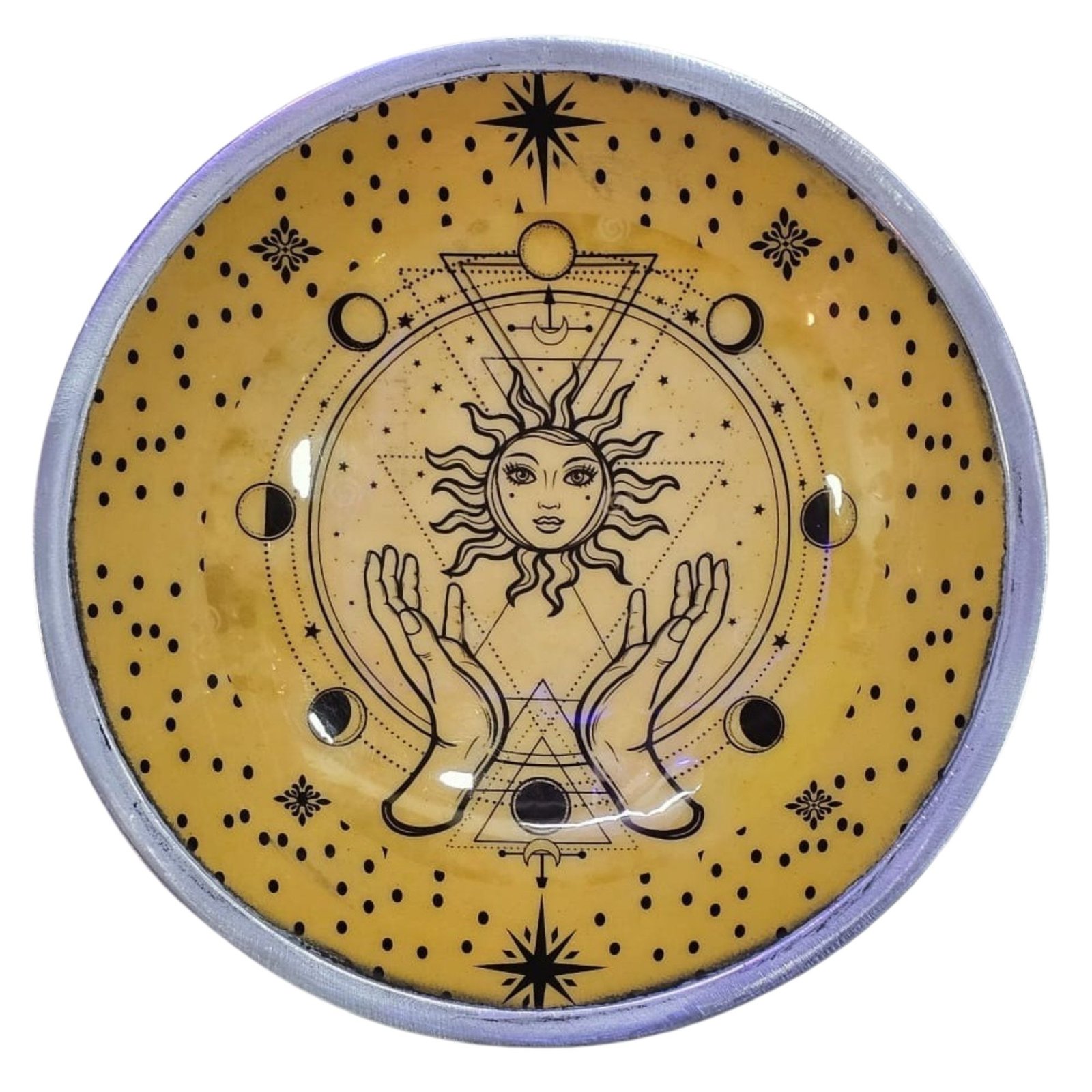 Alternative view of Trijų kojelių emaliuota aukojimo lėkštelė „Hands & Sun“ – ritualo šviesos akcentas